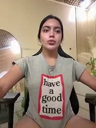 TS-SimplyTheBest — Stripchat stream photo (Mar 2026)