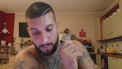 _SexXxeS_ — 在 cam4 直播的网络摄像头模特