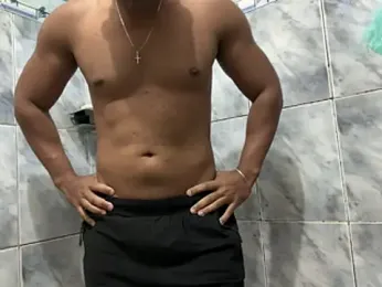 SeuPretoRaro — 在 stripchat 直播的网络摄像头模特