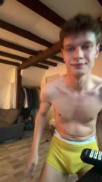 wantedboy5 — 在 cam4 直播的网络摄像头模特