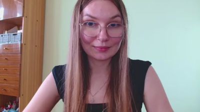 EllyHEARTx — 在 cam4 直播的网络摄像头模特