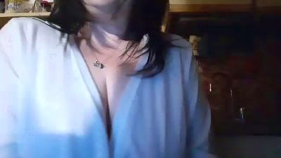 BadElBathory — 在 cam4 直播的网络摄像头模特