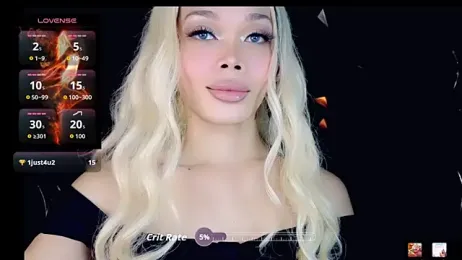 YOURHOT_STUFF — 在 stripchat 直播的网络摄像头模特