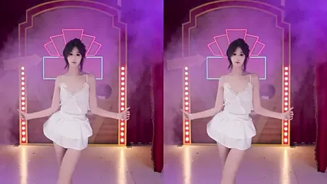 SMN-0002 — Stripchat stream photo (Feb 2026)