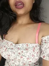 HOT-SHAKIRA — 在 stripchat 直播的网络摄像头模特