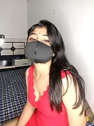 HOT-SHAKIRA — 在 stripchat 直播的网络摄像头模特