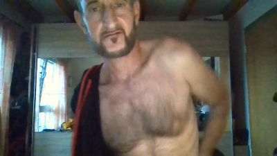 MrBambi82 — 在 cam4 直播的网络摄像头模特