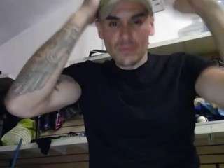 bobbyrey — 在 camsoda 直播的网络摄像头模特