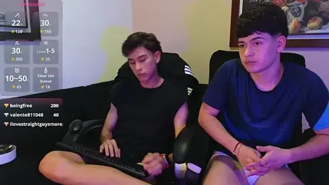 tightncuteass — 在 stripchat 直播的网络摄像头模特