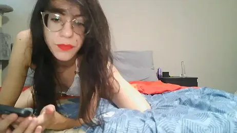 EmiliaXxx2 — stripchat