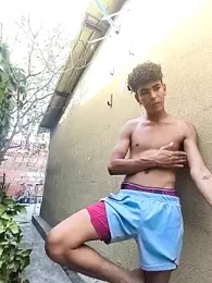 hotboys1924 — 在 stripchat 直播的网络摄像头模特