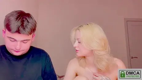 your_molly_mark_ — Stripchat stream photo (Apr 2026)