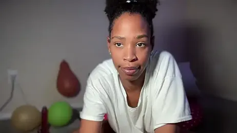 Cum2Charm — Stripchat stream photo (Aug 2026)