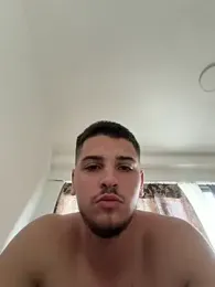mugu814 — 在 stripchat 直播的网络摄像头模特
