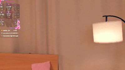RoseannFenoglio — 在 cam4 直播的网络摄像头模特
