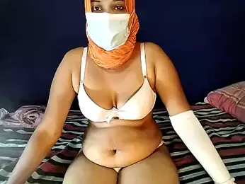 Pathima18 — Stripchat stream photo (Jun 2025)