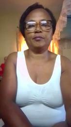 momsexy_xxx — 在 cam4 直播的网络摄像头模特