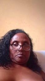 momsexy_xxx — Cam4 stream photo (Jun 2026)