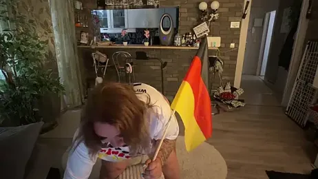 Monageil — Stripchat stream photo (Jun 2026)