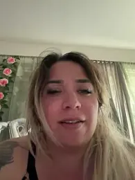 Monageil — Stripchat stream photo (May 2026)