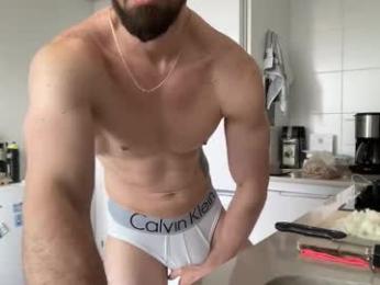 franco03952 — 在 chaturbate 直播的网络摄像头模特