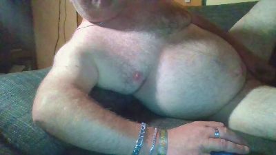 tom74bi — 在 cam4 直播的网络摄像头模特
