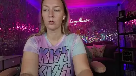 lucyallen4201 — Stripchat stream photo (Apr 2026)