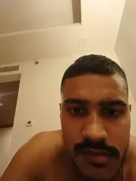 Mrgill09 — Stripchat stream photo (Sep 2026)