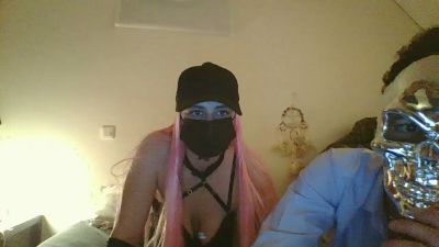 JoliesVices — 在 cam4 直播的网络摄像头模特