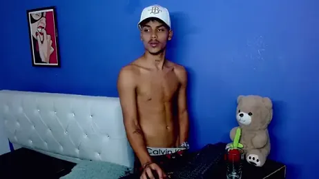 Angel_foxc13 — 在 stripchat 直播的网络摄像头模特