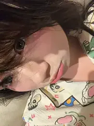 xiaozhu-668 — 在 stripchat 直播的网络摄像头模特