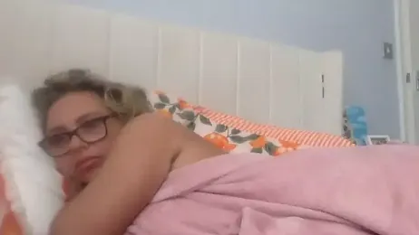 petitelucyXoxx — Stripchat stream photo (Apr 2026)