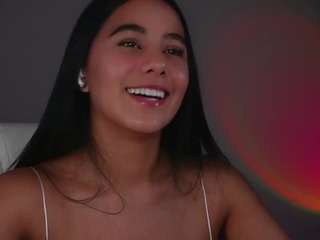 dafnee-ds — Camsoda stream photo (Apr 2026)