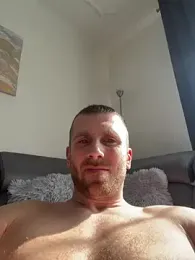 trainwithme — 在 stripchat 直播的网络摄像头模特