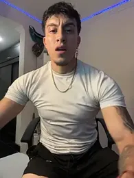 strongboy_ — Stripchat stream photo (Jul 2026)