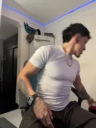 strongboy_ — Stripchat stream photo (Jul 2026)