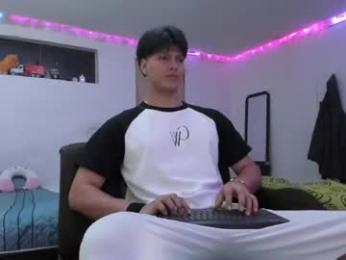 with_ken — Chaturbate stream photo (Apr 2026)