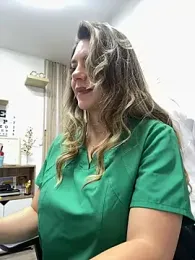 alicee16 — 在 stripchat 直播的网络摄像头模特