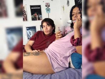 HotHoneyChile — 在 bongacams 直播的网络摄像头模特