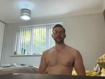 kkezzy — Chaturbate stream photo (Sep 2026)