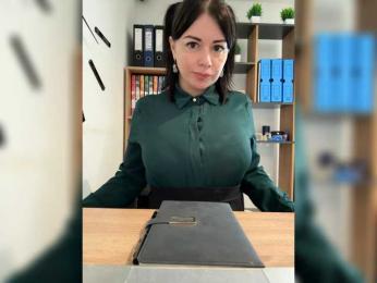ANN_FOX — 在 bongacams 直播的网络摄像头模特