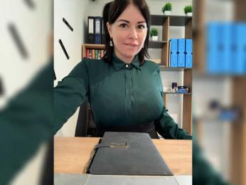 ANN_FOX — 在 bongacams 直播的网络摄像头模特