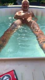 italianmen83 — 在 cam4 直播的网络摄像头模特
