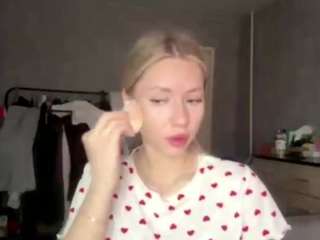 indiramormino — Camsoda stream photo (Apr 2026)