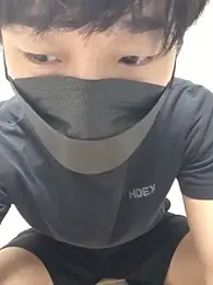 Makalong16275 — 在 stripchat 直播的网络摄像头模特