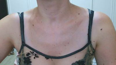 yaoibl — 在 cam4 直播的网络摄像头模特