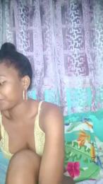 charlne_fun — Cam4 stream photo (Apr 2026)