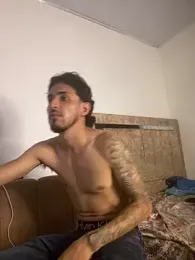 Kriss_Edwards — Stripchat stream photo (Apr 2026)