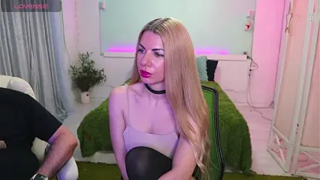 AlisaAleksandr — 在 stripchat 直播的网络摄像头模特