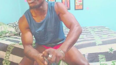 miltonn_jakee35 — Cam4 stream photo (Mar 2026)